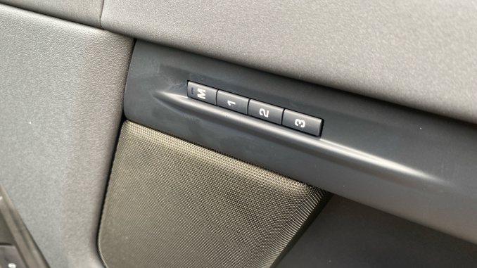 Land Rover Range Rover Evoque 2.0 D200 Hoxton Edition 5dr Auto Diesel Hatchback - Image 22